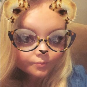 Meet your Posher, Oksana